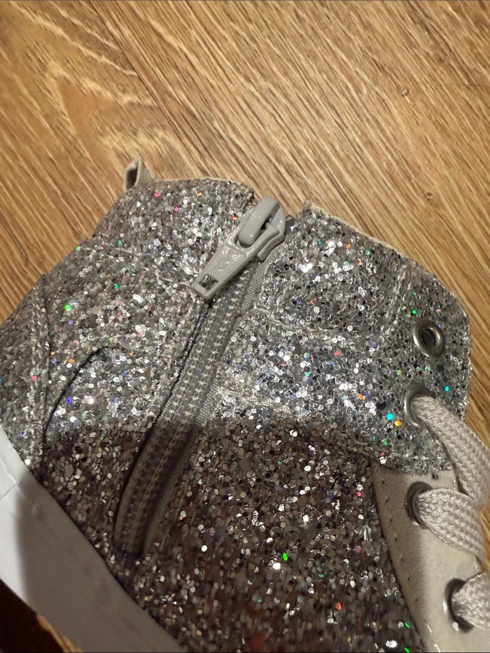GAP Kids Glitter High-Top Sneakers Laces & Zipper - Silver